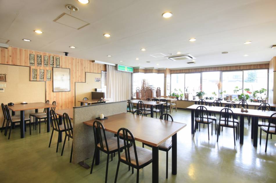 1F お気楽酒家どもん